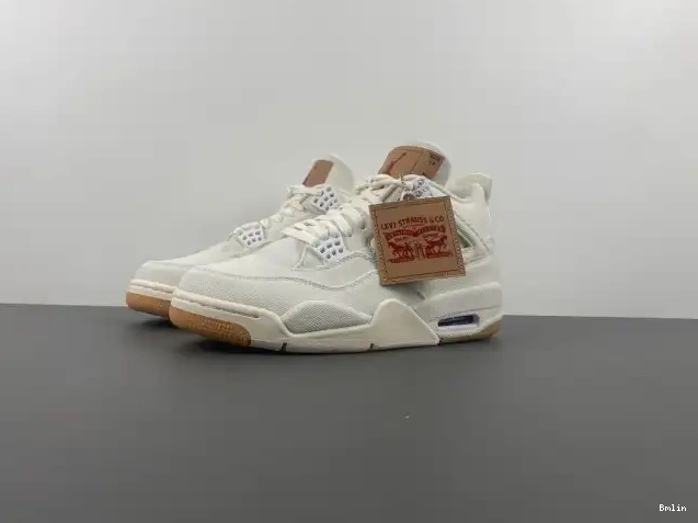 Air Jordan 'White' 4 AO2571-100 x Levi's 0510